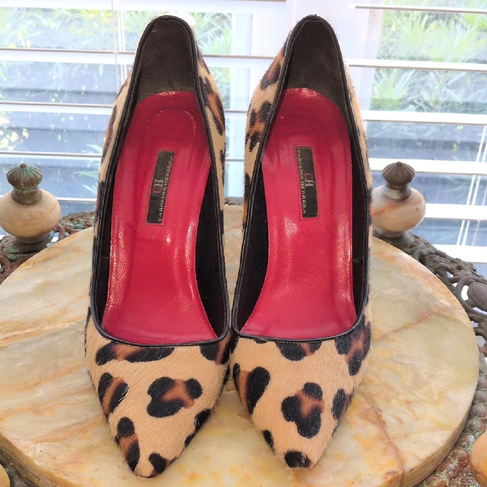 Carolina Herrera Pony Hair Leopard Print Women's Pumps Size 39
